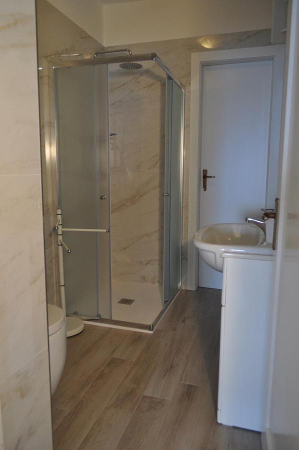 Holiday Home Near Monte Baldo In Tremosine Sul Garda Bagian luar foto