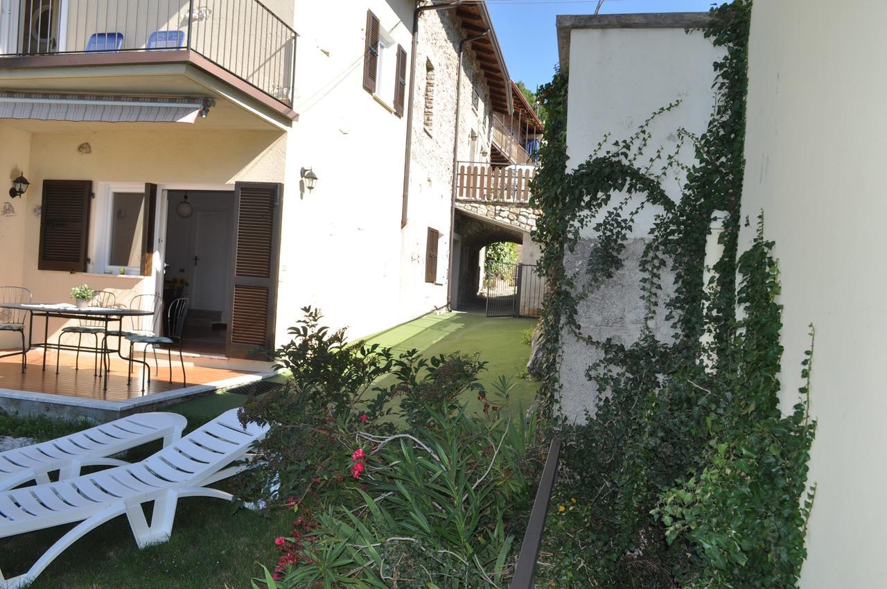 Holiday Home Near Monte Baldo In Tremosine Sul Garda Bagian luar foto
